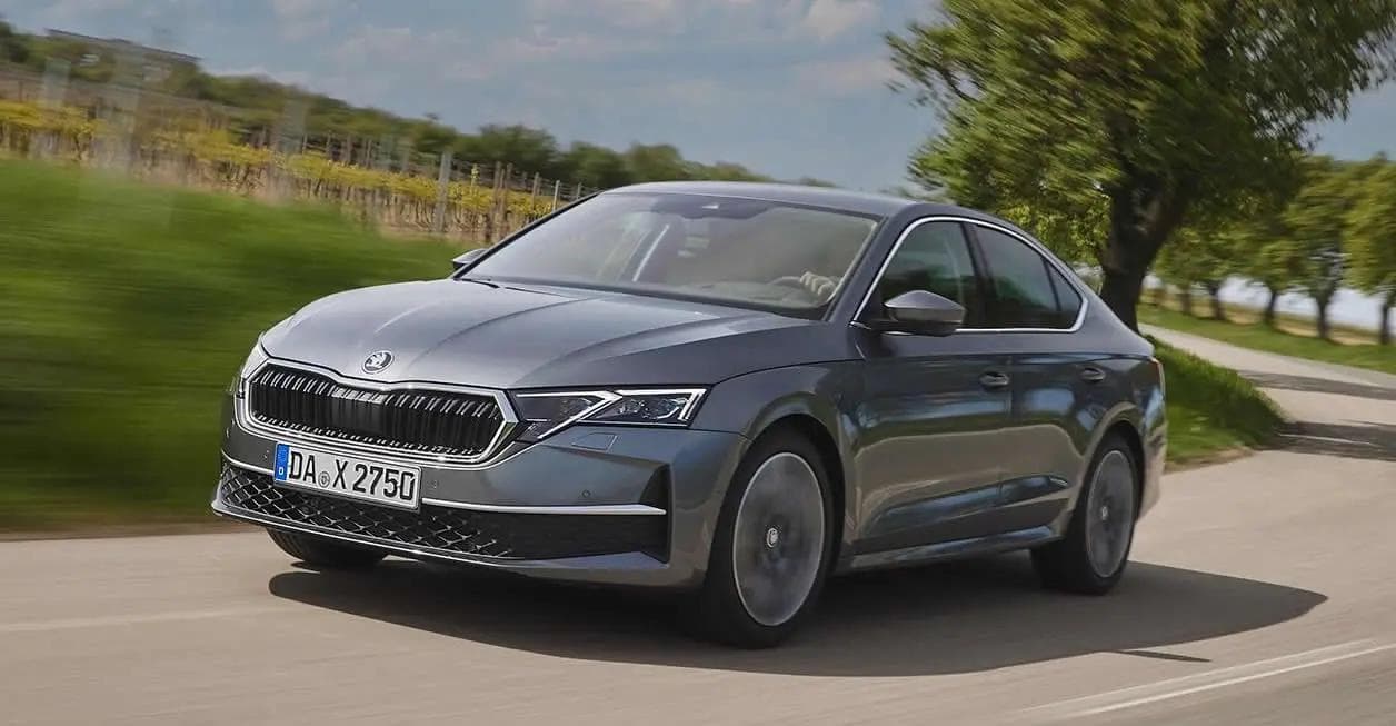 Skoda Octavia 1.5 mHEV Kronik Sorunları ve Kullanıcı Yorumları (2026) - Otomobil İncelemeleri kategorisinde blog yazısı görseli